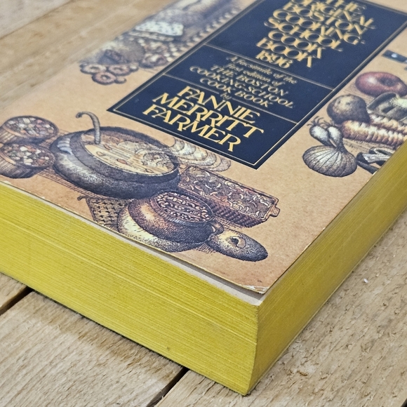 *SOLD* THE ORIGINAL BOSTON COOKING SCHOOL COOK BOOK - FIRST SIGNET PRINTING - Picture 2 of 4